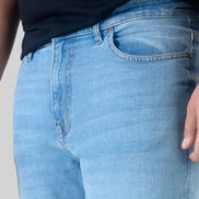 Slim Straight Light Indigo Wash