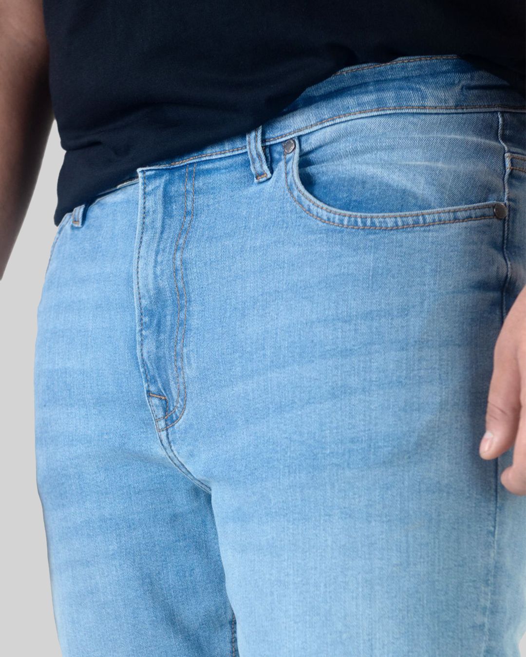 Slim Straight Light Indigo Wash