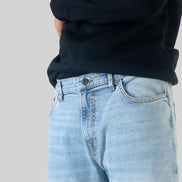 Relaxed Straight Super Light Wash